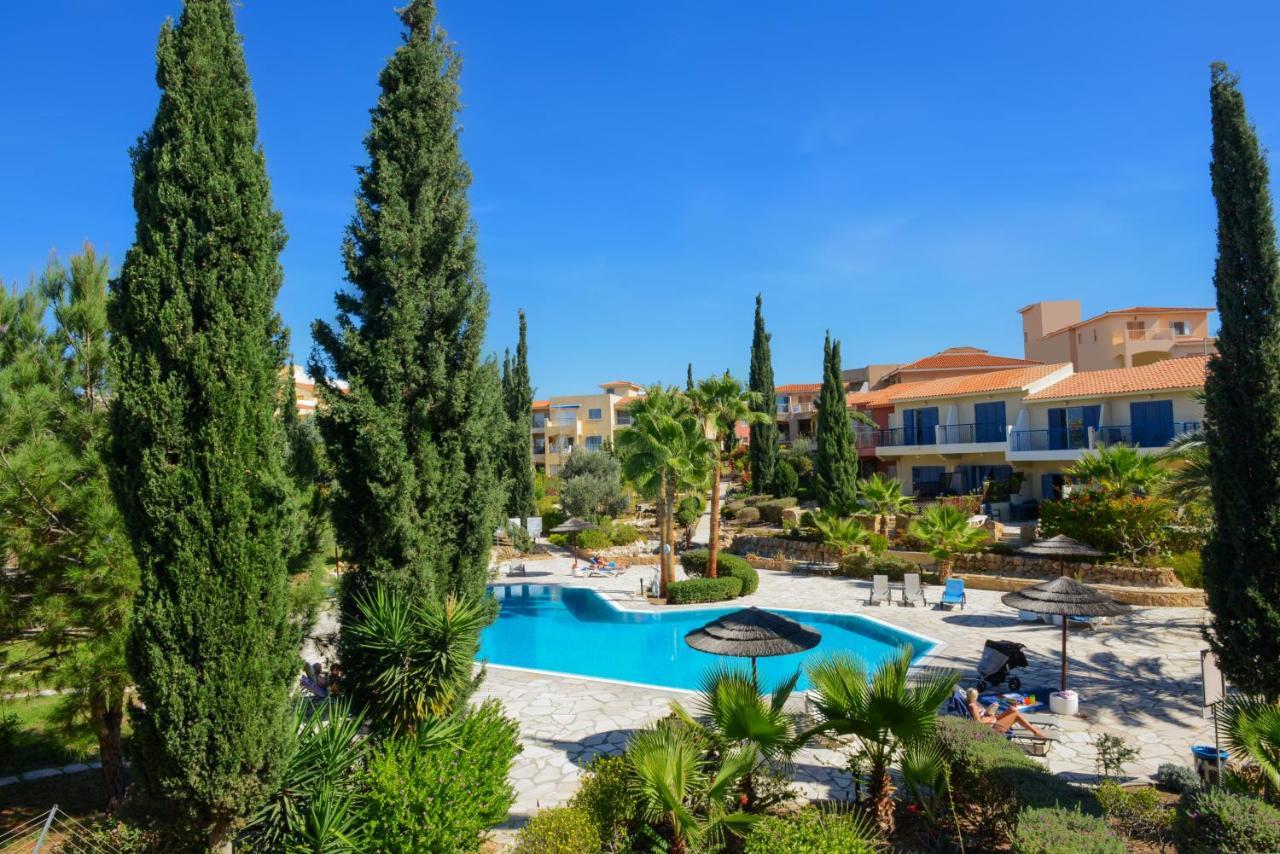 Regina Gardens 205 Block 7 Apartment Paphos ภายนอก รูปภาพ