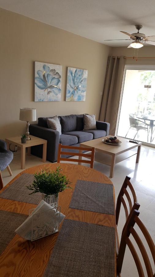 Regina Gardens 205 Block 7 Apartment Paphos ภายนอก รูปภาพ